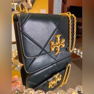 Tory Burch Eleanor Diamond Quilt Convertible Shoulder Bag In Green.